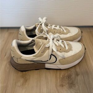 Nike Fontanka Waffle Sneakers